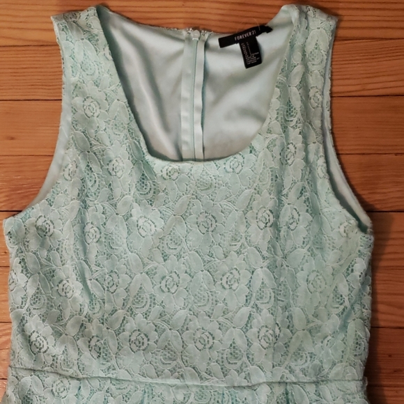 Forever 21 Lace Skater Dress - Picture 2 of 2
